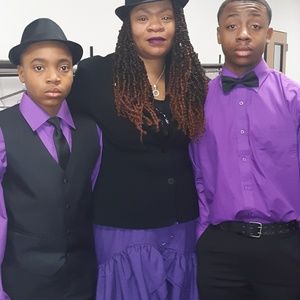 Meet your Posher, Angela